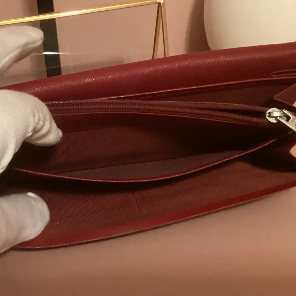 Red Burberry Textured Nova Check Long Wallet pre-loved - Picture 5 of 9